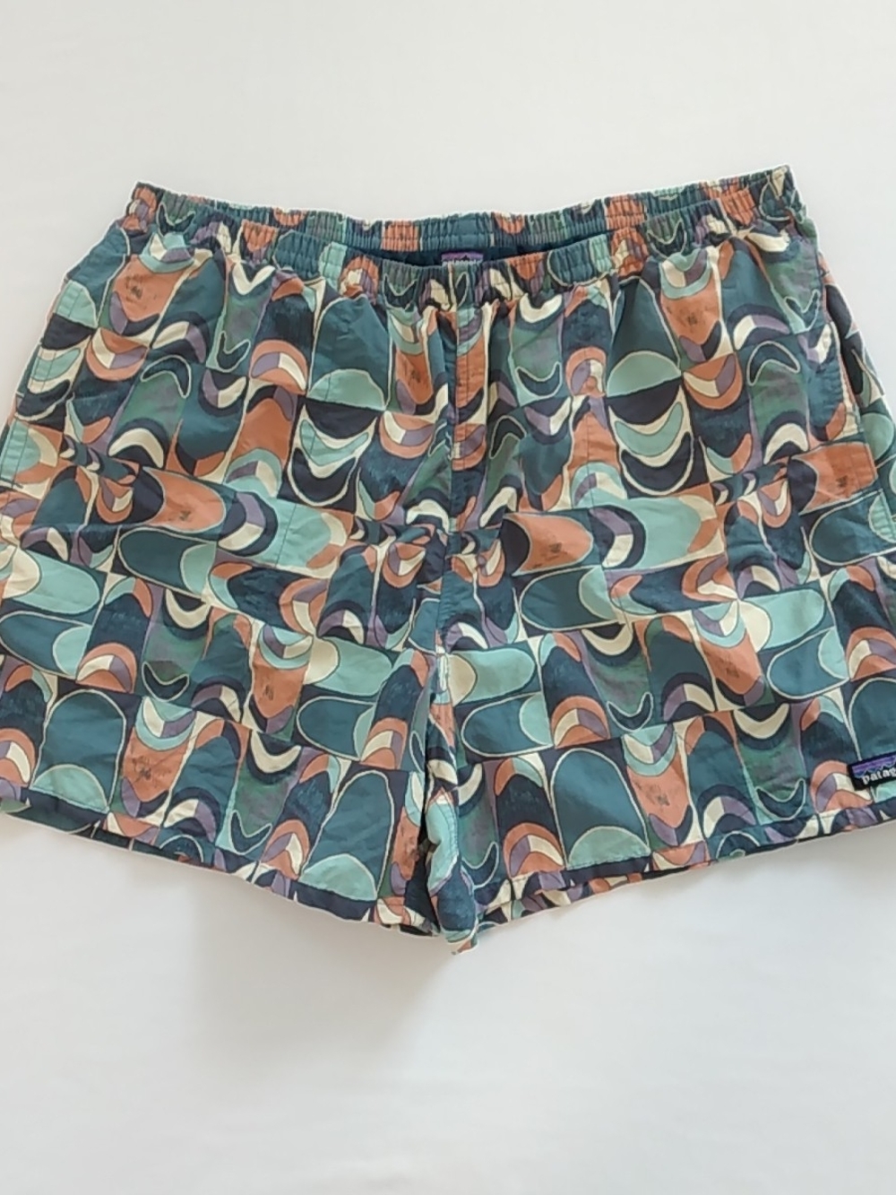 Patagonia Baggies Men's Still Blue Swallowtail Pattern Elastic-Waist Swim Shorts